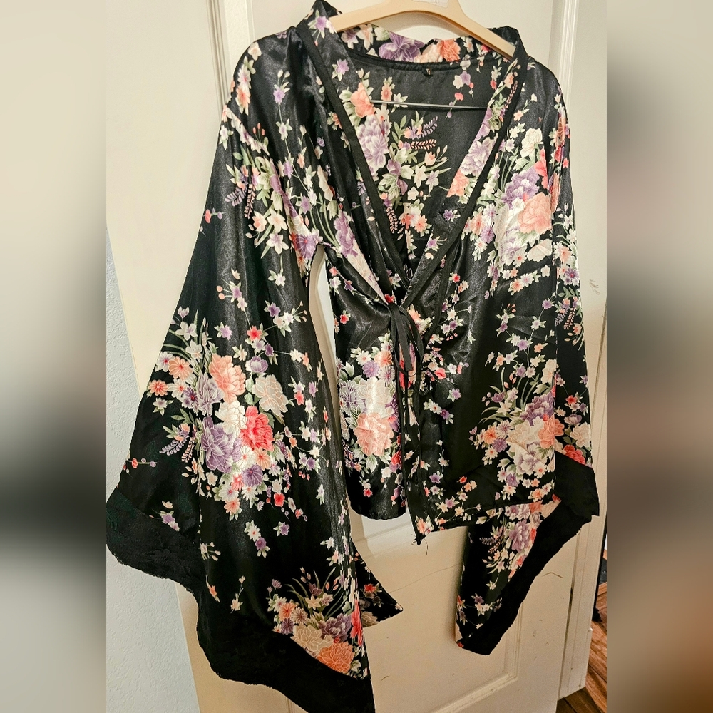 Floral Kimono Wrap Top